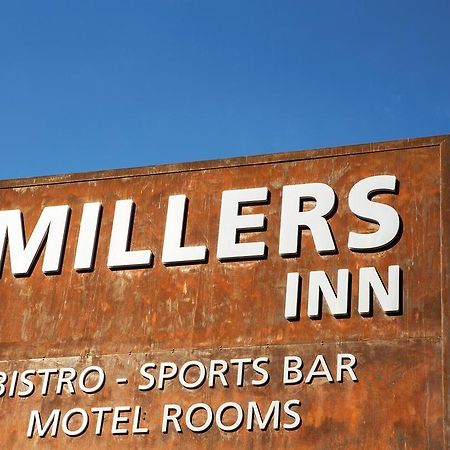 Nightcap At Millers Inn Altona Exteriér fotografie